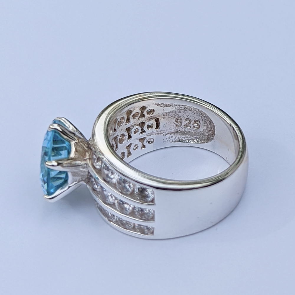 New sterling silver 925 ring with clear and blue rhinestone cz - Picture 7 of 8